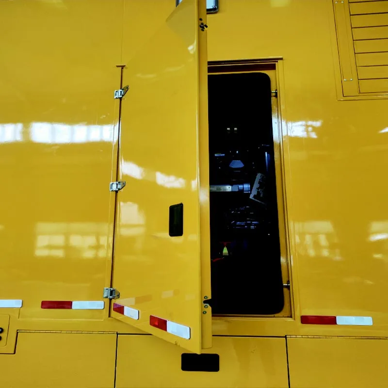 Распашная дверь для фургона